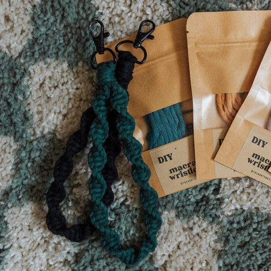 Macrame Wristlet Kit