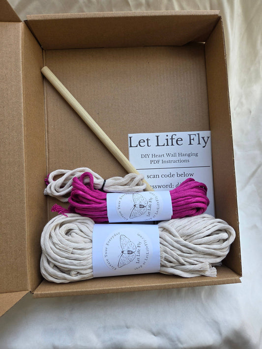 Heart Wall Hanging - Macramé Kit